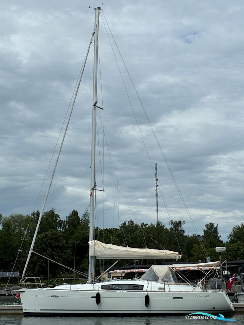 Beneteau Oceanis 40 Bov propel–ikke teakdæk