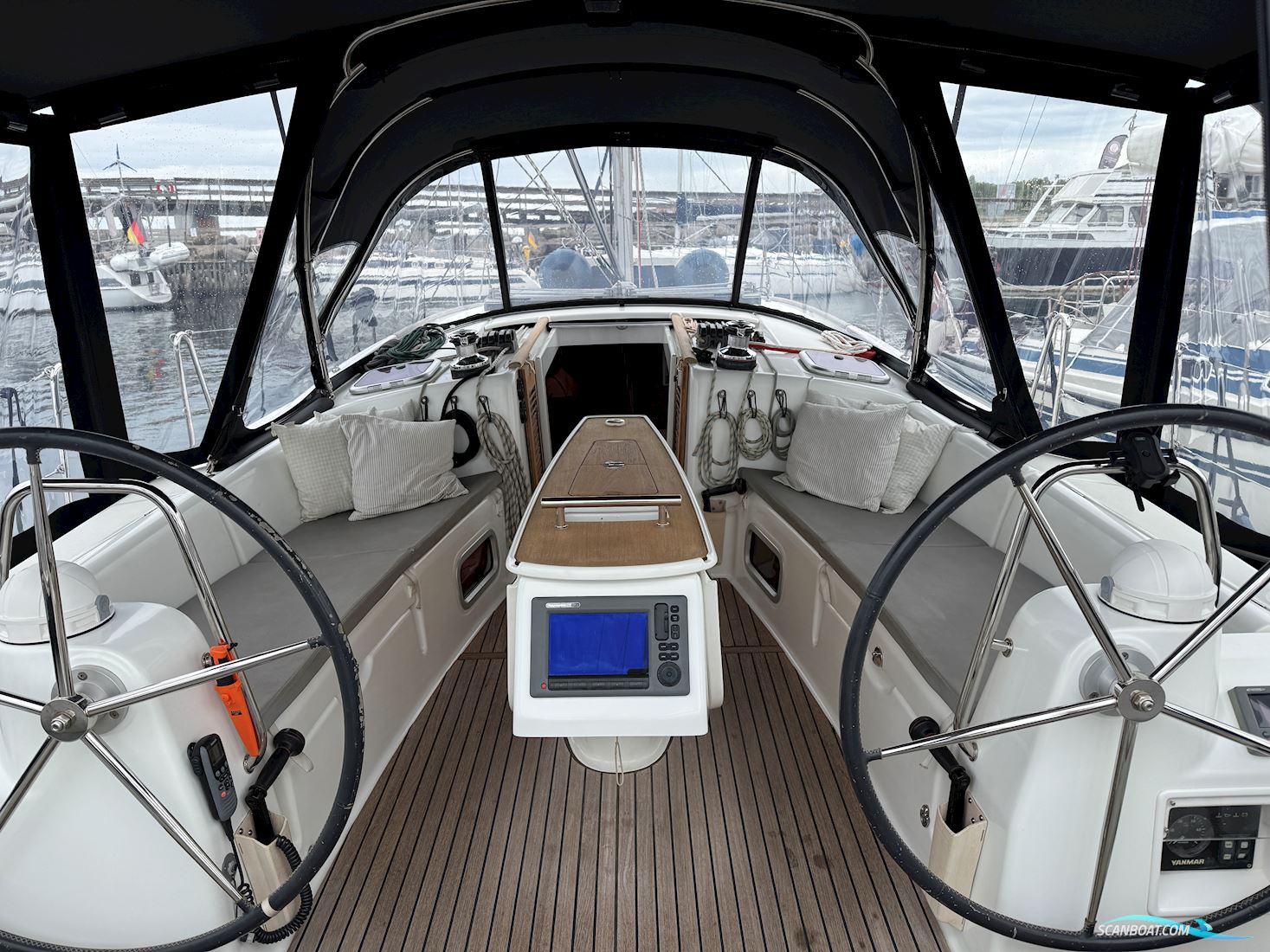 Beneteau Oceanis 40
