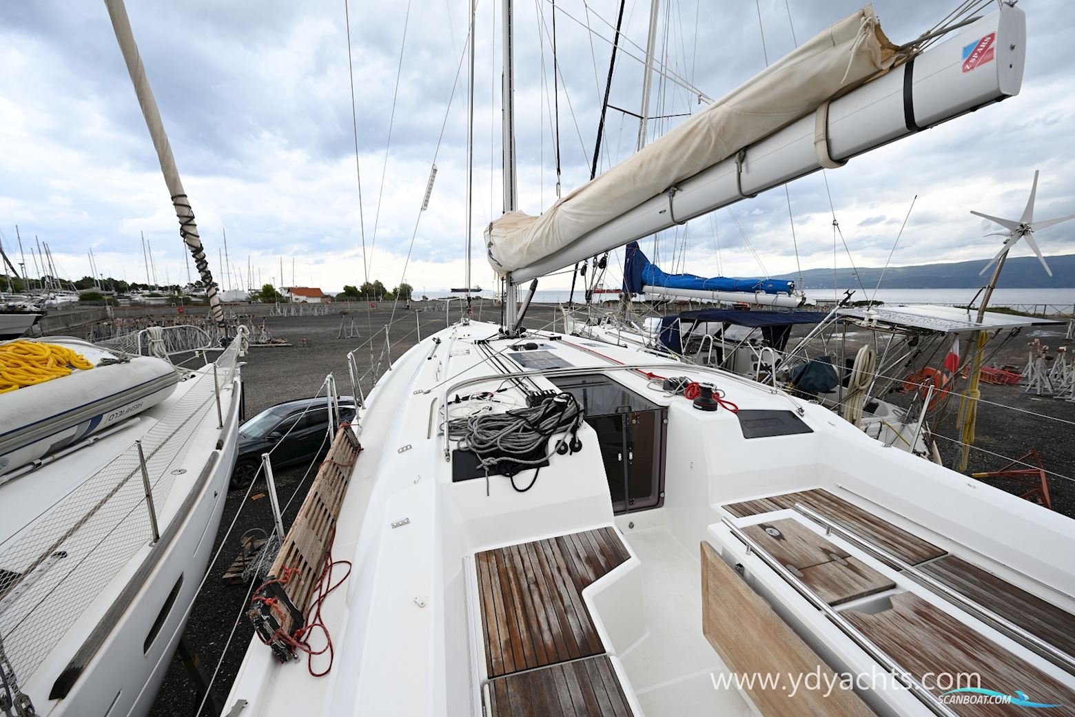 Beneteau Oceanis 40.1 Owner's Version