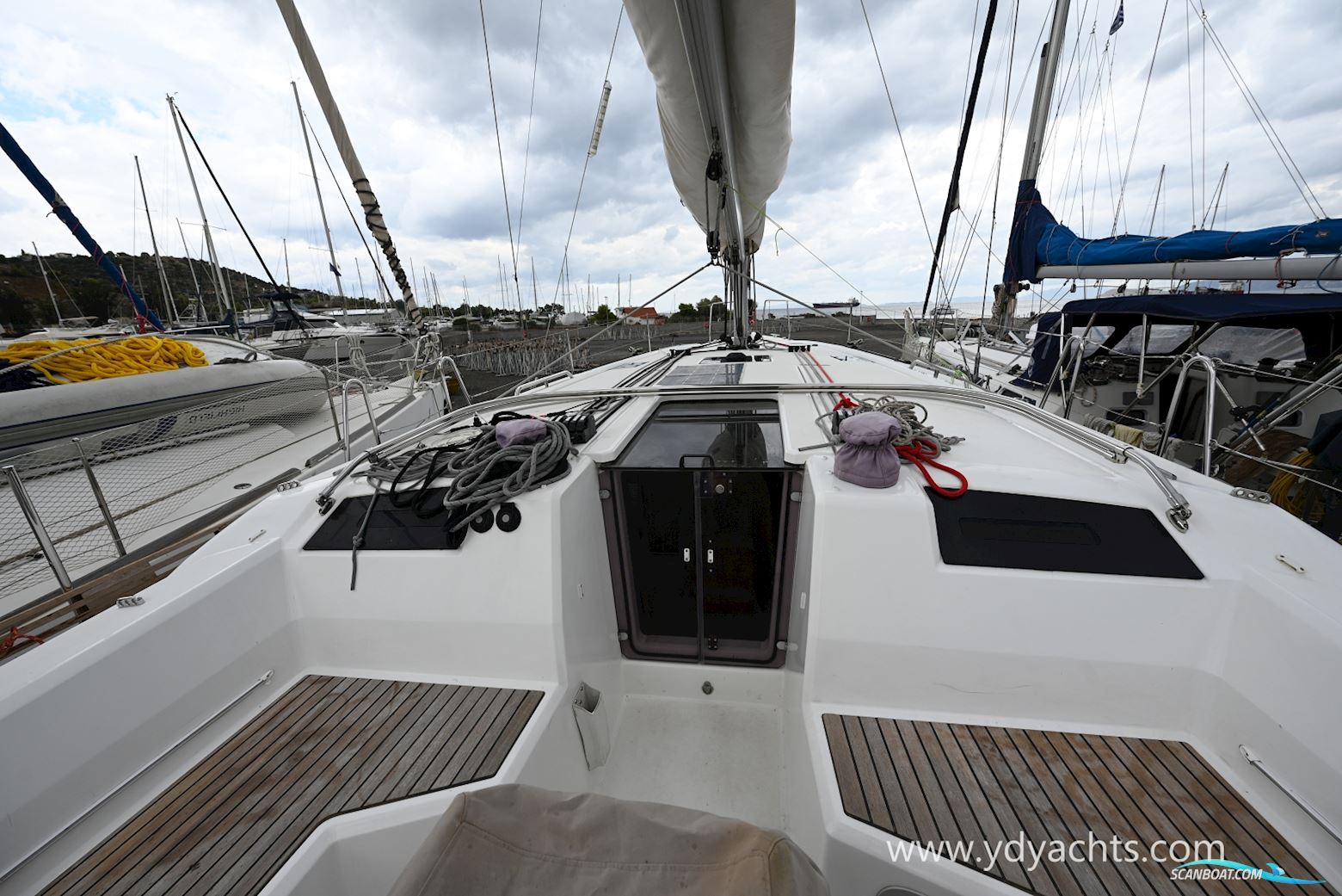 Beneteau Oceanis 40.1 Owner's Version