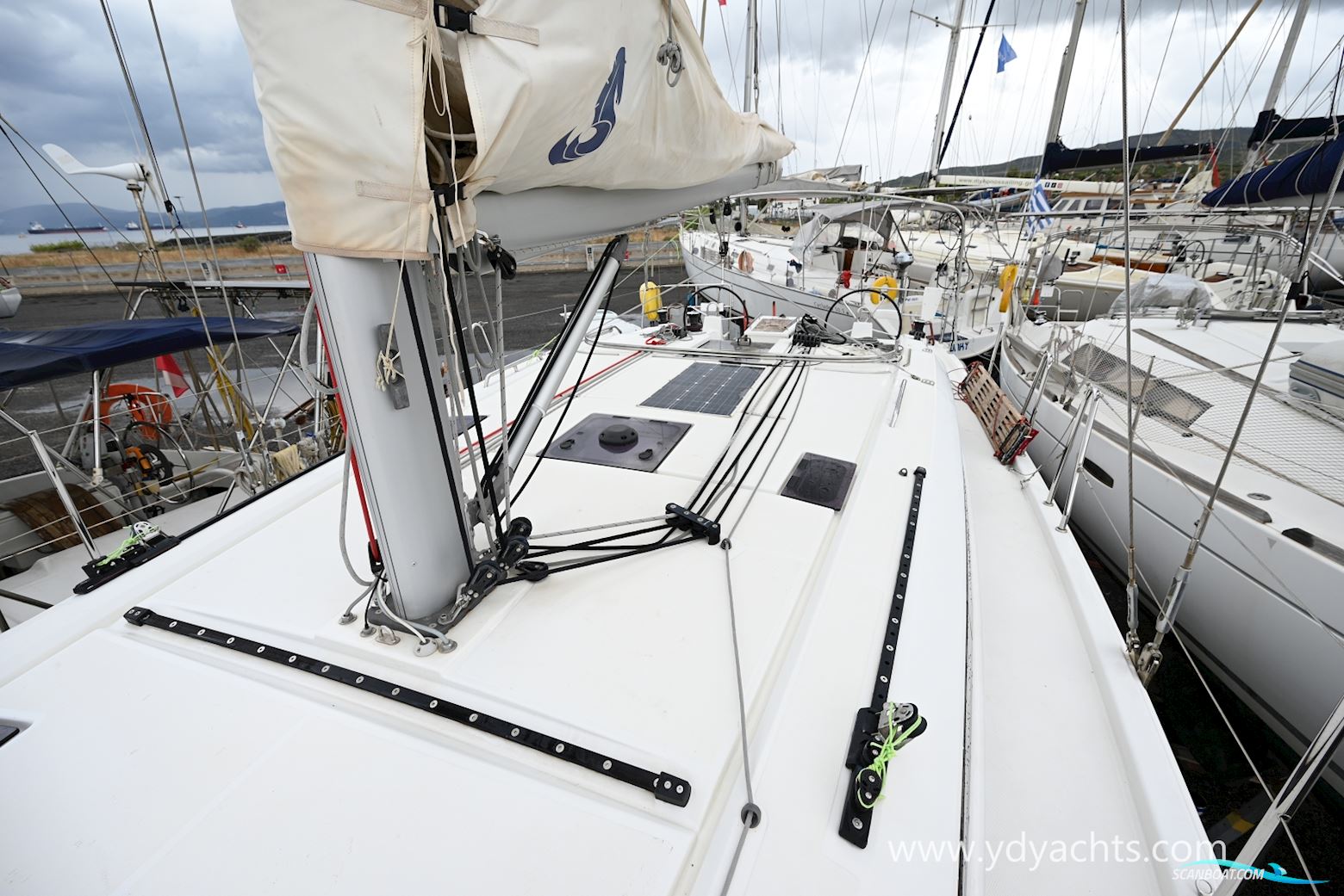 Beneteau Oceanis 40.1 Owner's Version