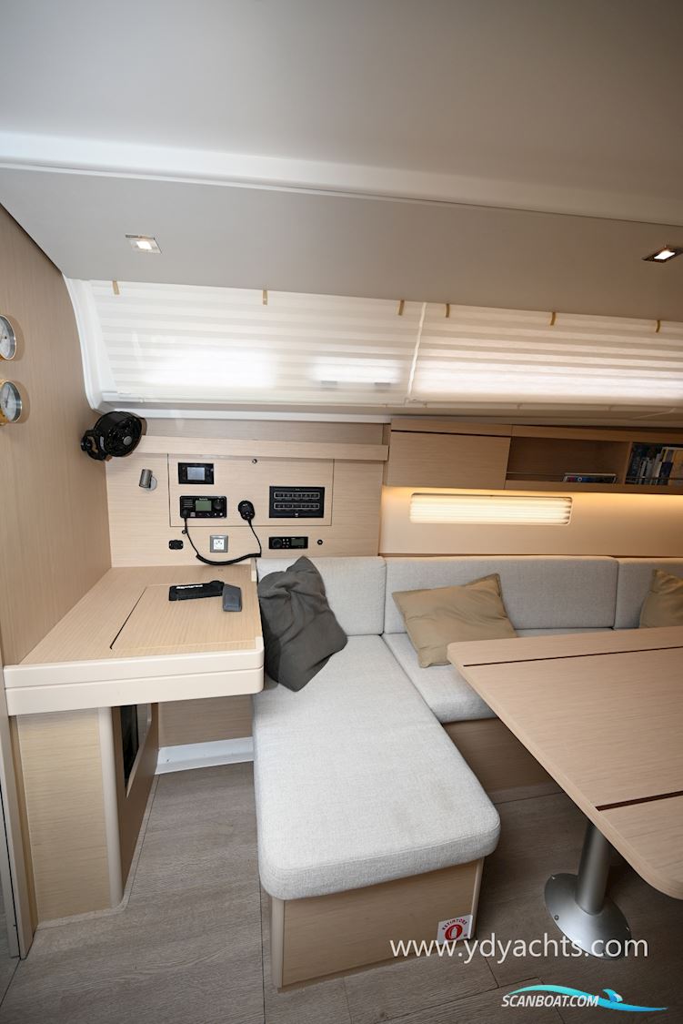 Beneteau Oceanis 40.1 Owner's Version