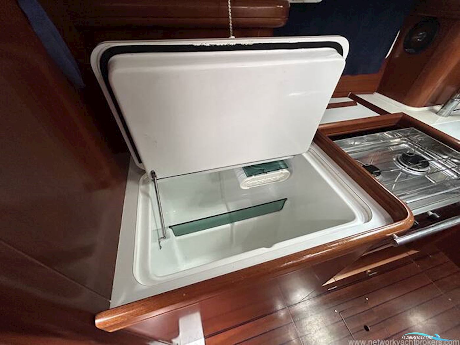 Beneteau Oceanis 411 Celebration