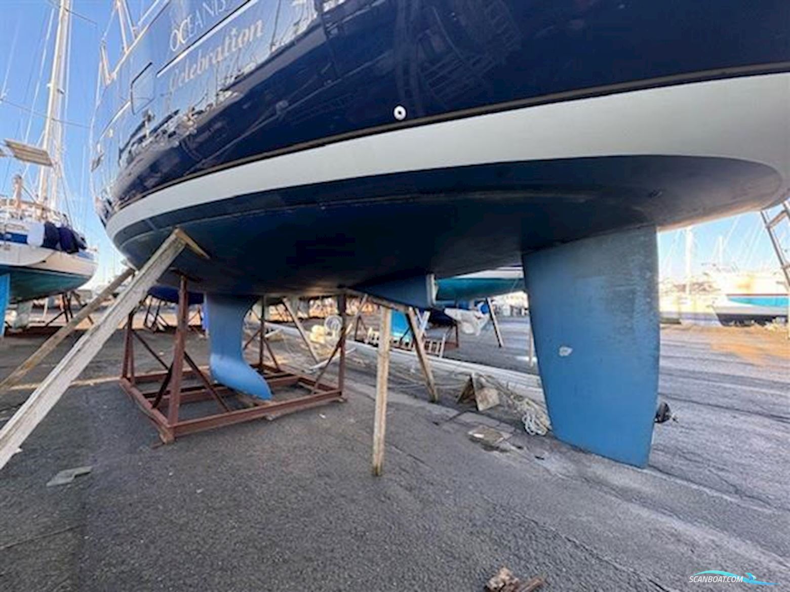 Beneteau Oceanis 411 Celebration