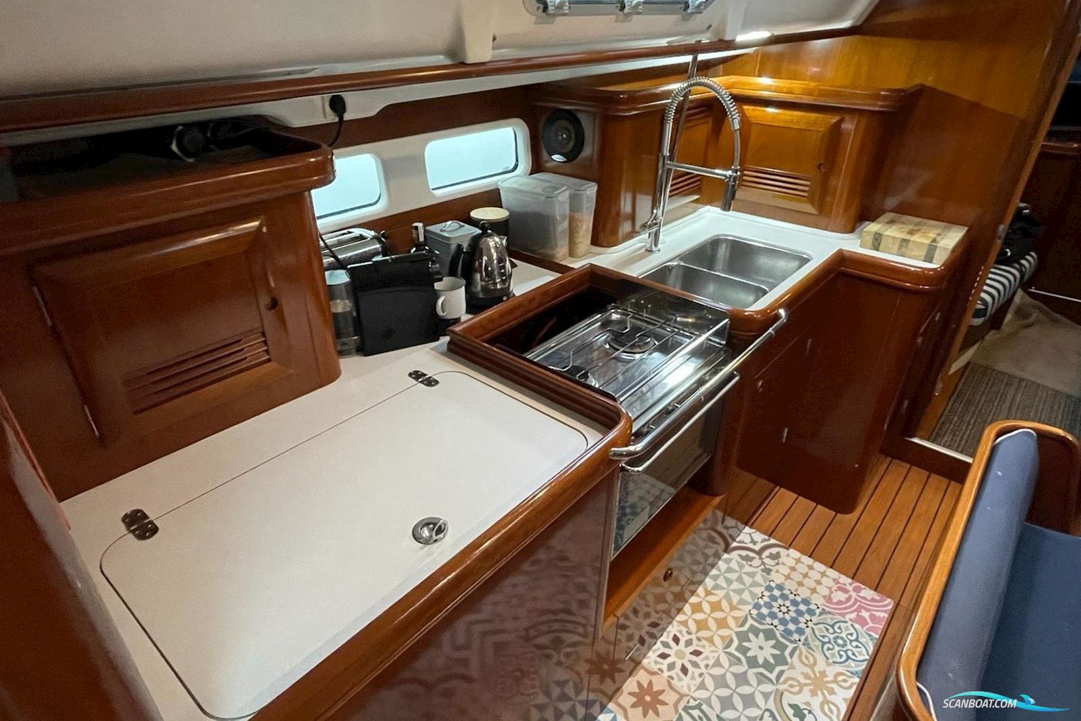 Beneteau Oceanis 411 Celebration