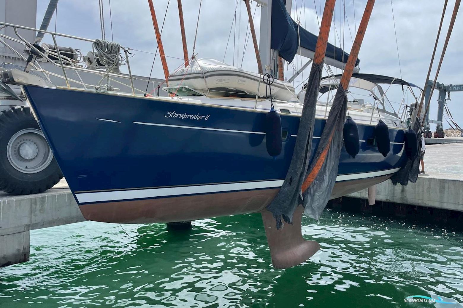 Beneteau Oceanis 411 Celebration