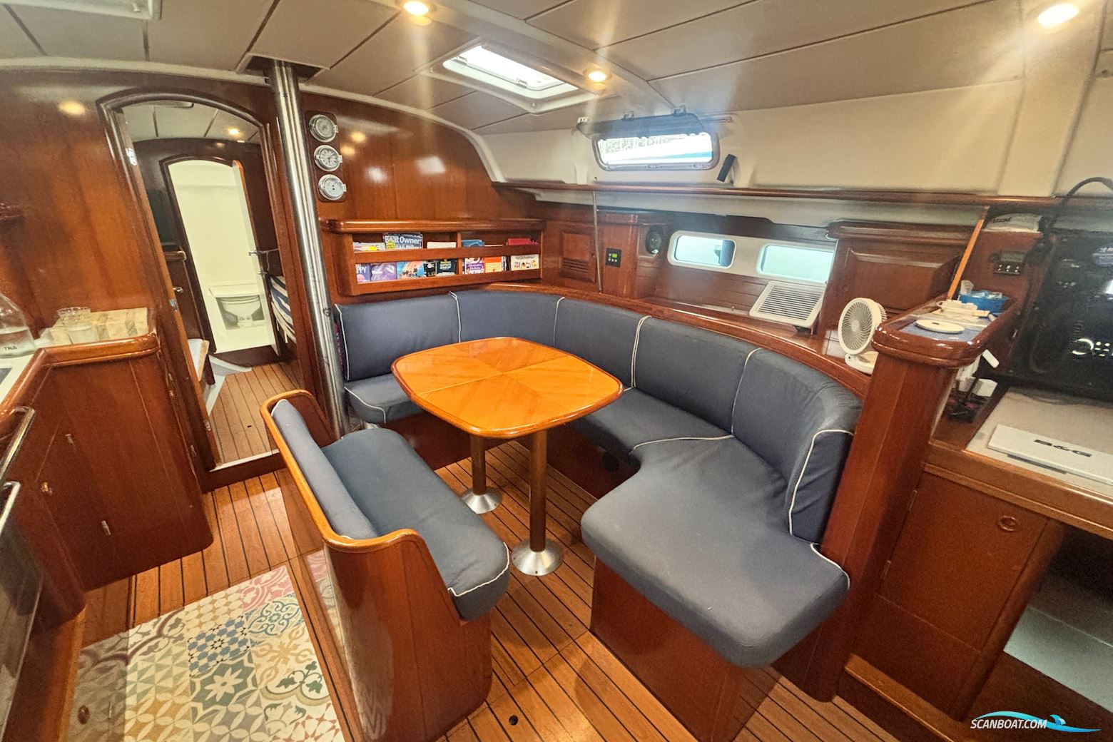 Beneteau Oceanis 411 Celebration