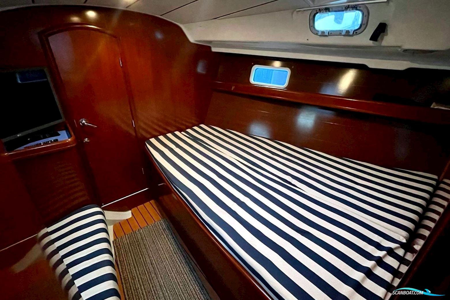 Beneteau Oceanis 411 Celebration