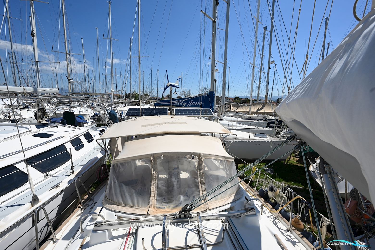 Beneteau Oceanis 411 Clipper Celebration