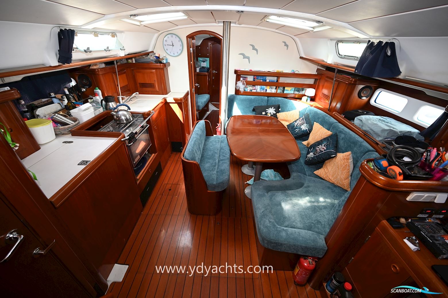 Beneteau Oceanis 411 Clipper Celebration