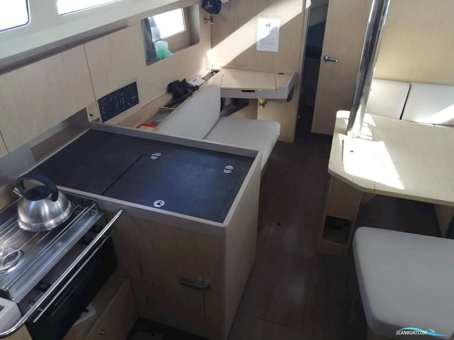 Beneteau Oceanis 41.1
