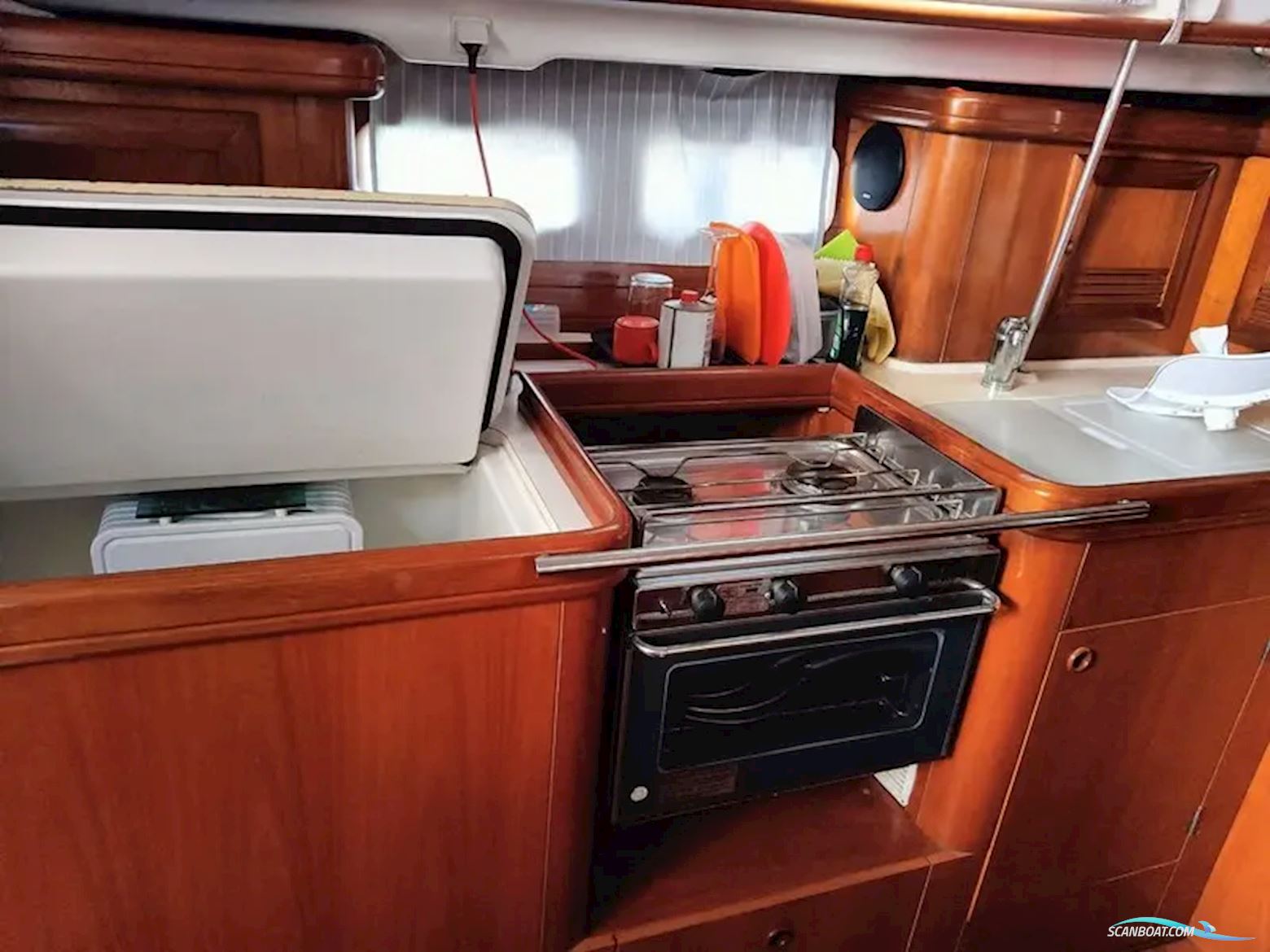 Beneteau Oceanis 411