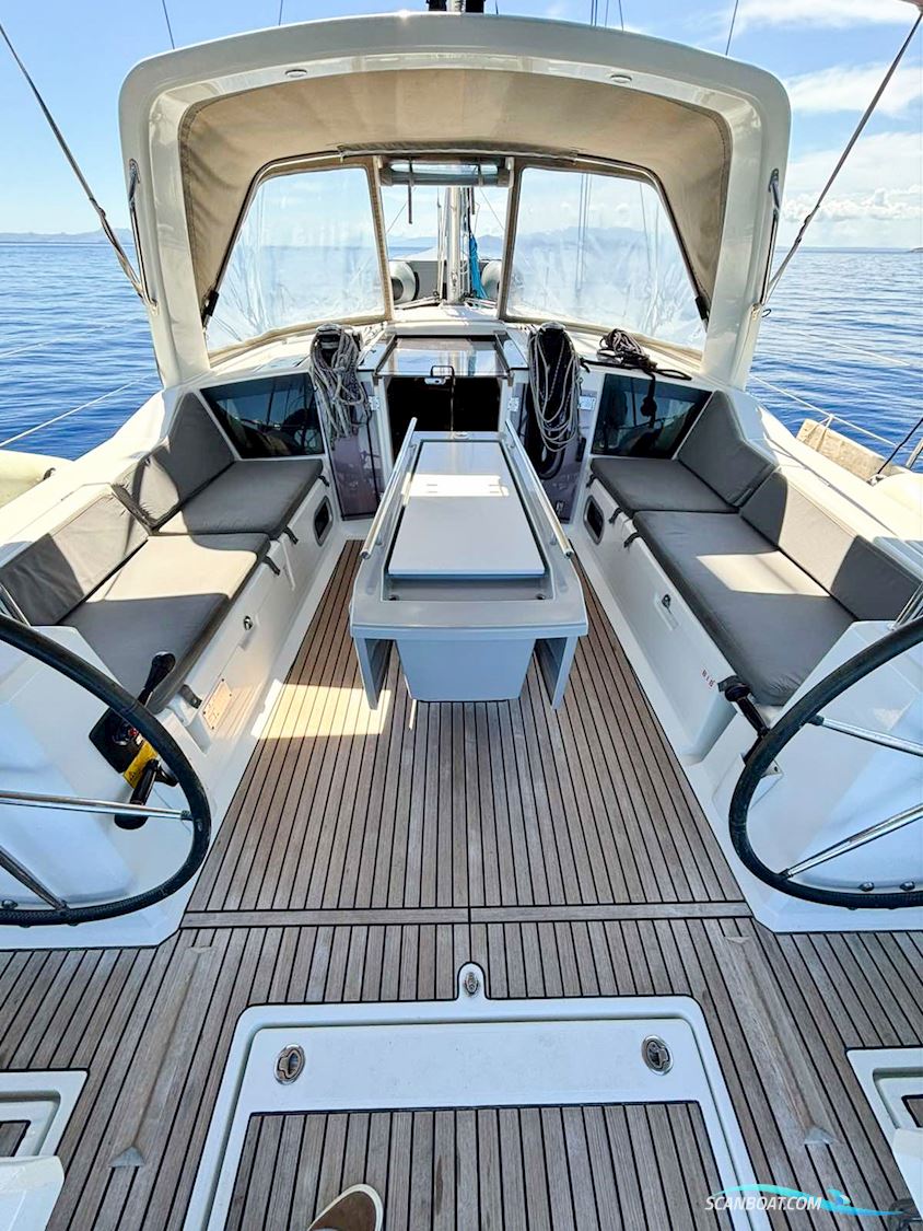 Beneteau Oceanis 41.1