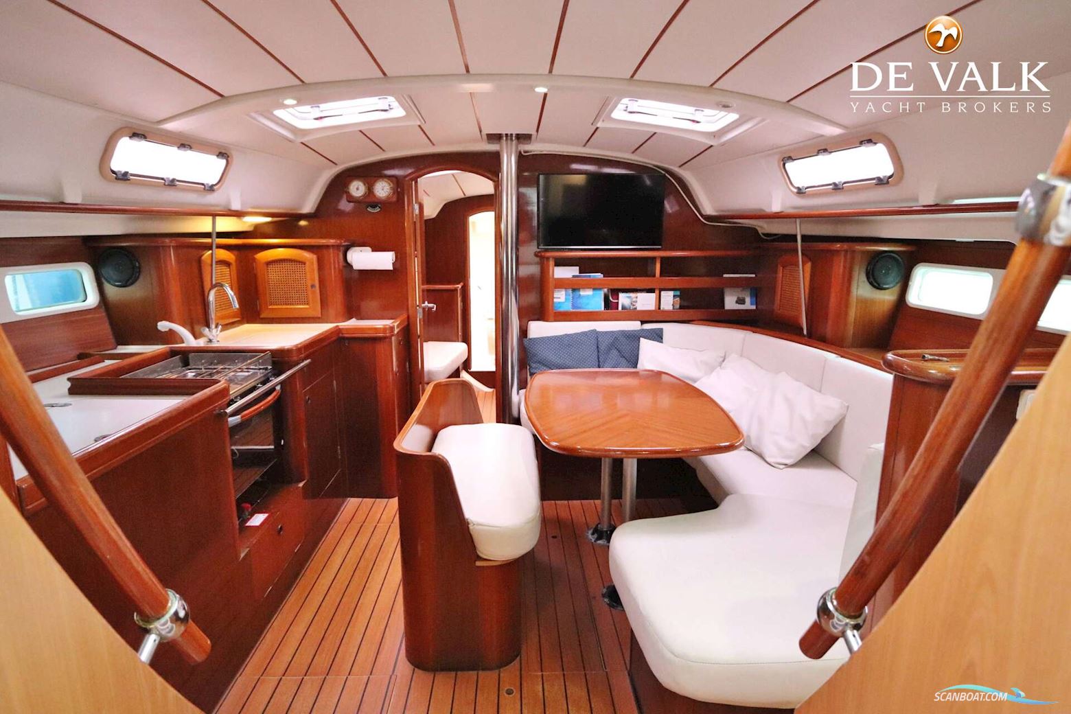 Beneteau Oceanis 411