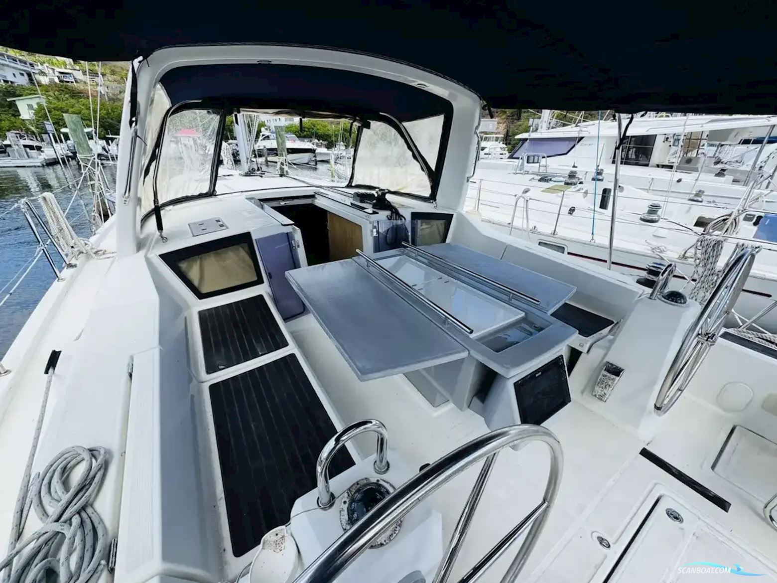 Beneteau Oceanis 41.1