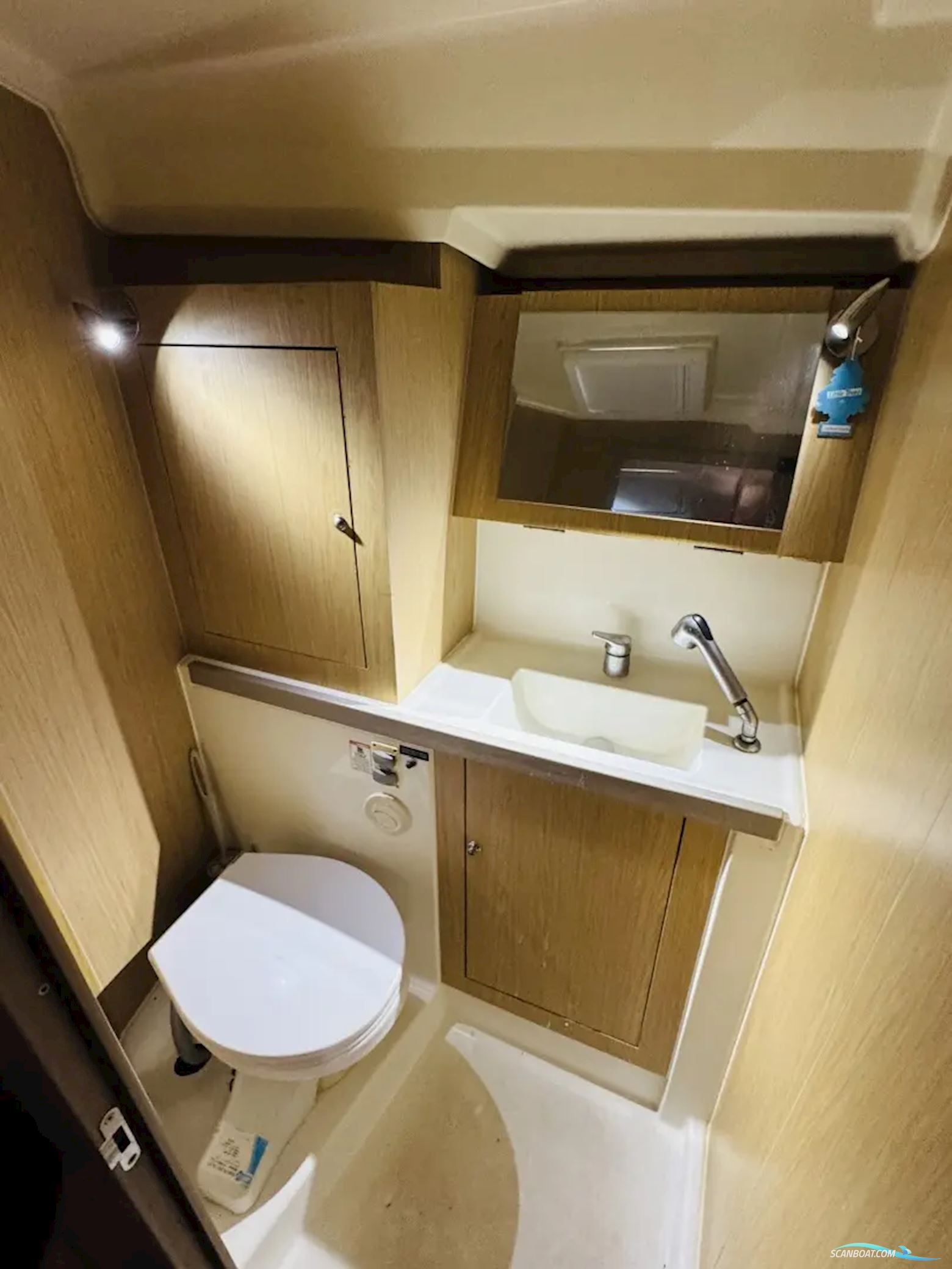 Beneteau Oceanis 41.1