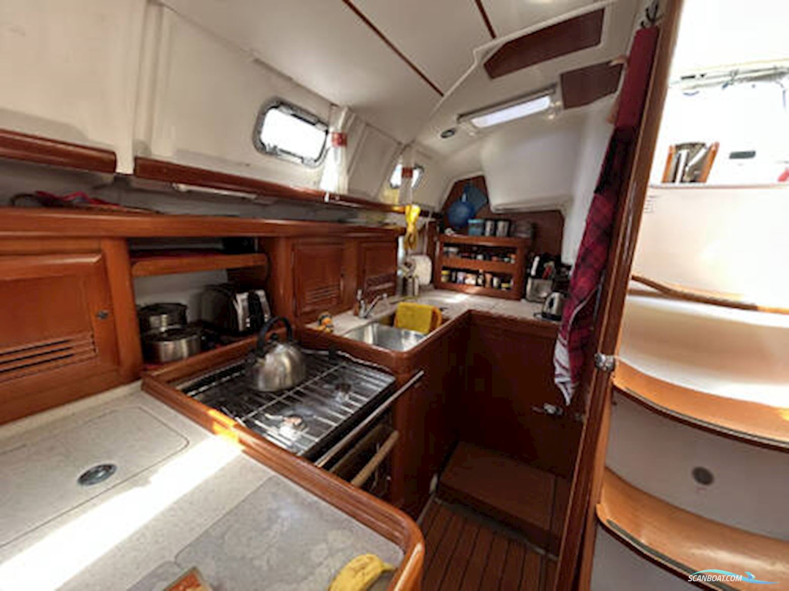 Beneteau Oceanis 423