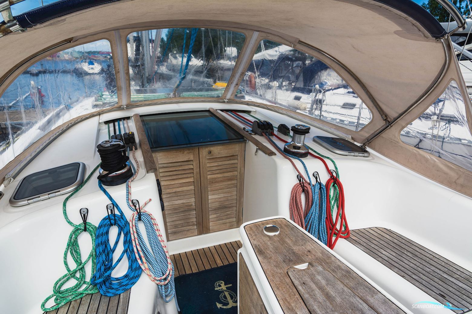 Beneteau Oceanis 43
