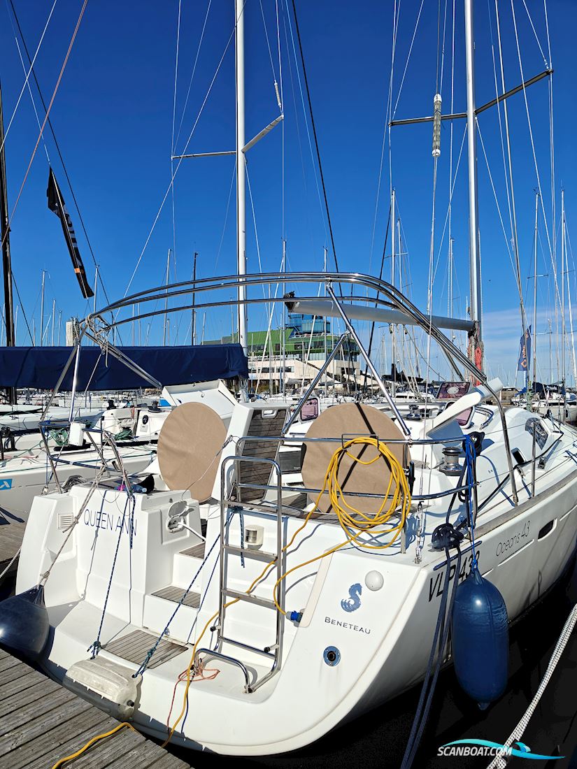 Beneteau Oceanis 43