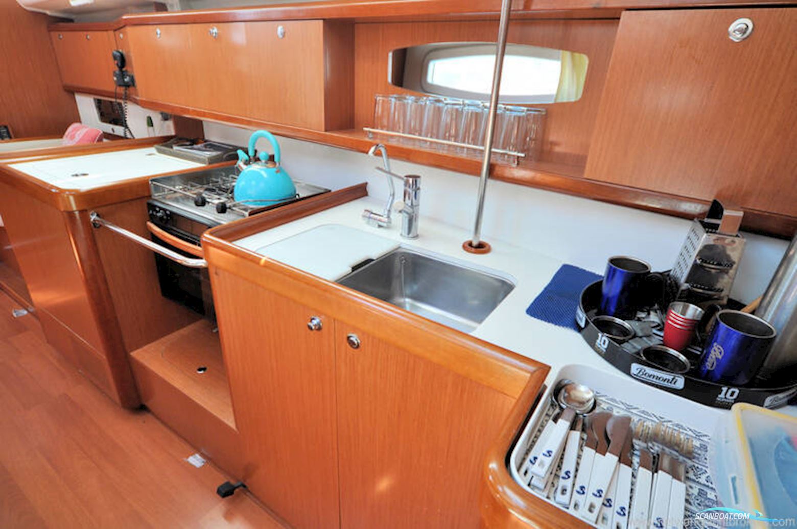 Beneteau Oceanis 43