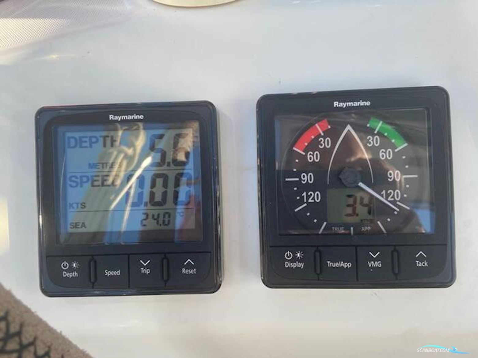 Beneteau Oceanis 43