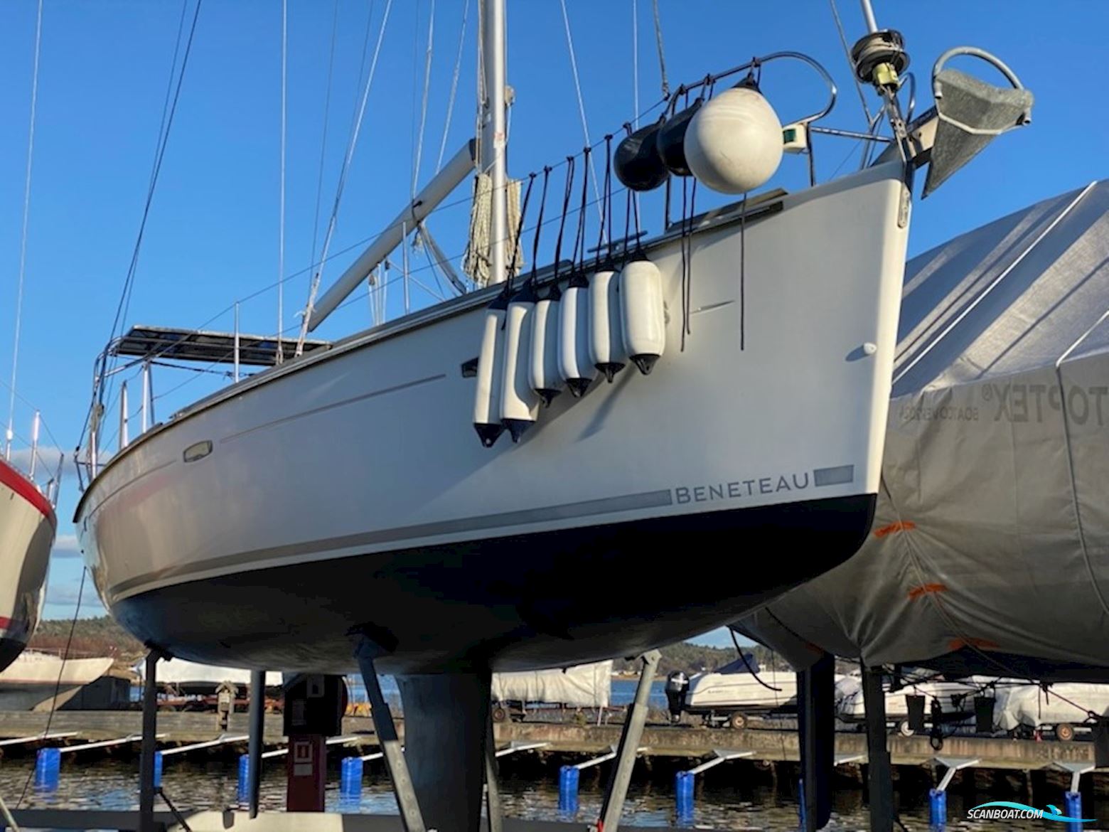 Beneteau Oceanis 43