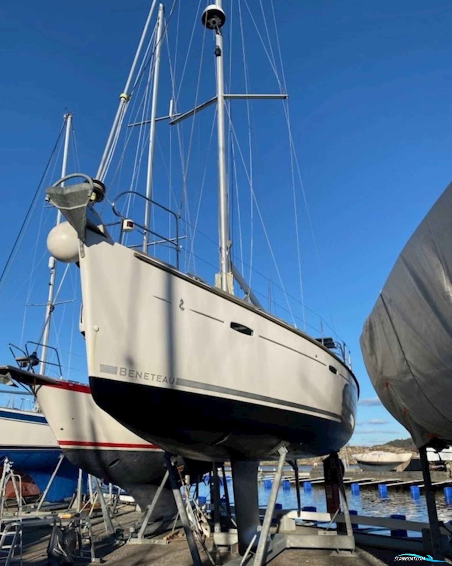 Beneteau Oceanis 43