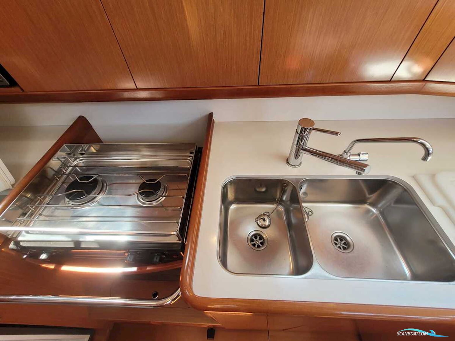 Beneteau Oceanis 43