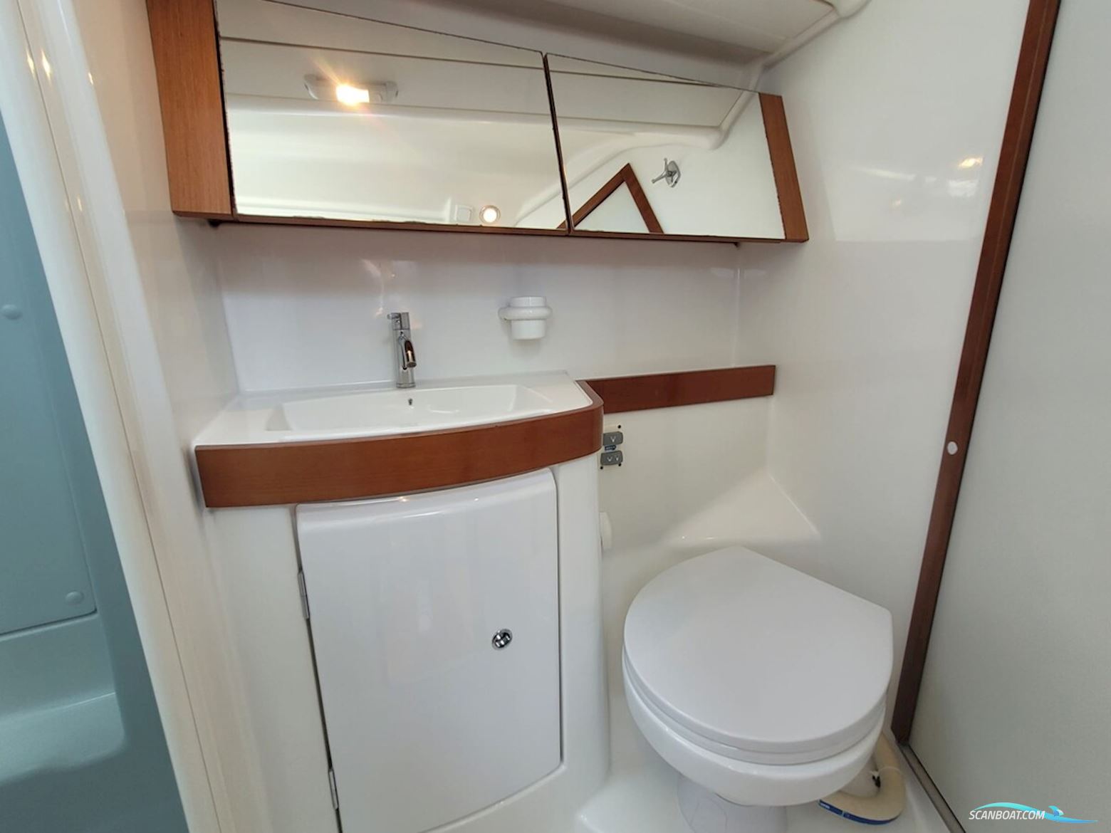 Beneteau Oceanis 43
