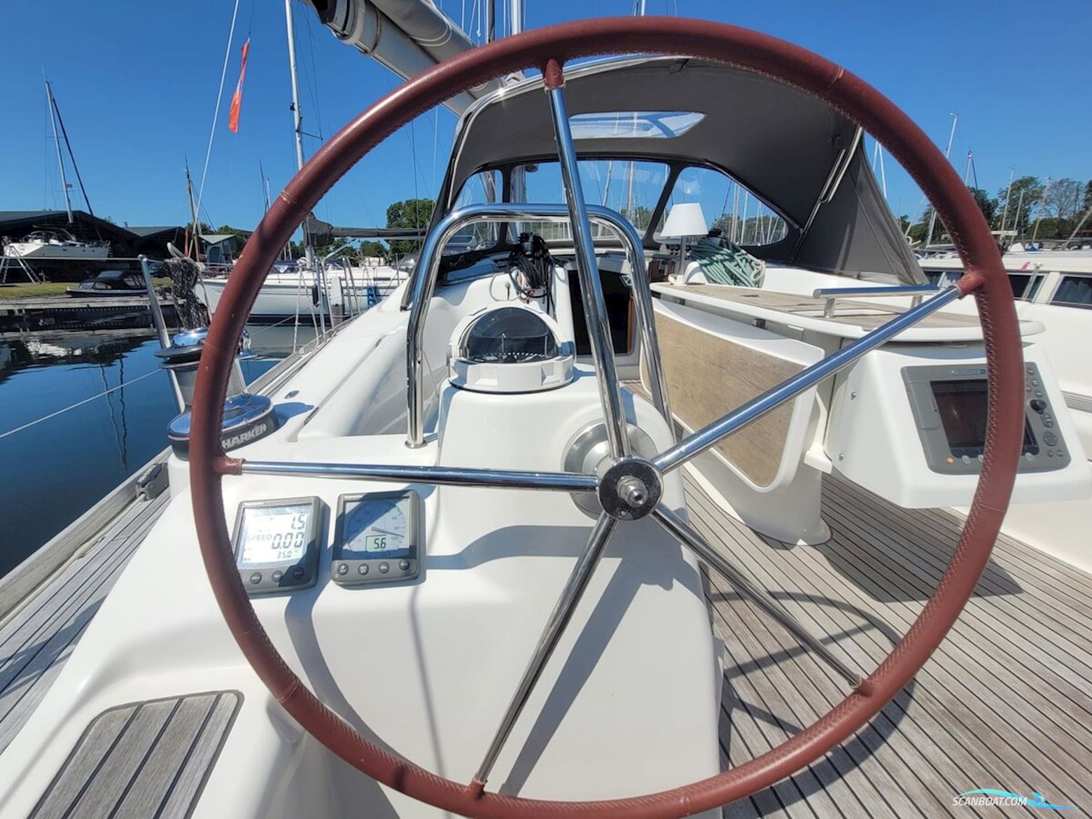 Beneteau Oceanis 43