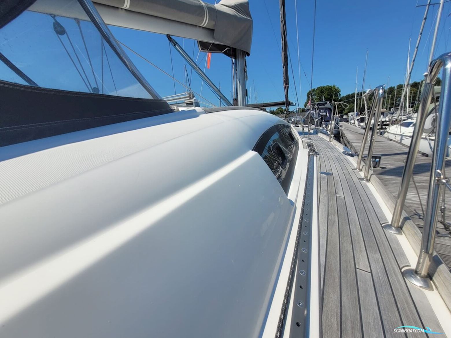 Beneteau Oceanis 43