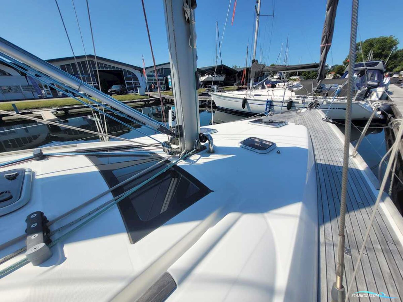 Beneteau Oceanis 43