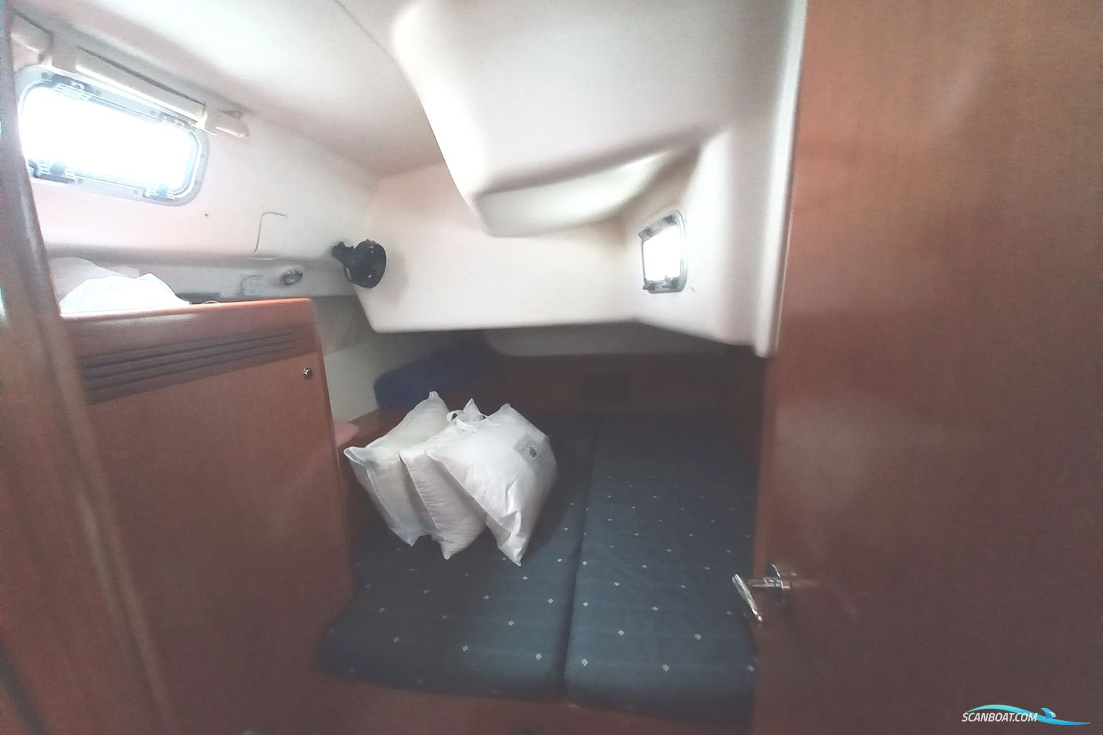 Beneteau Oceanis 43
