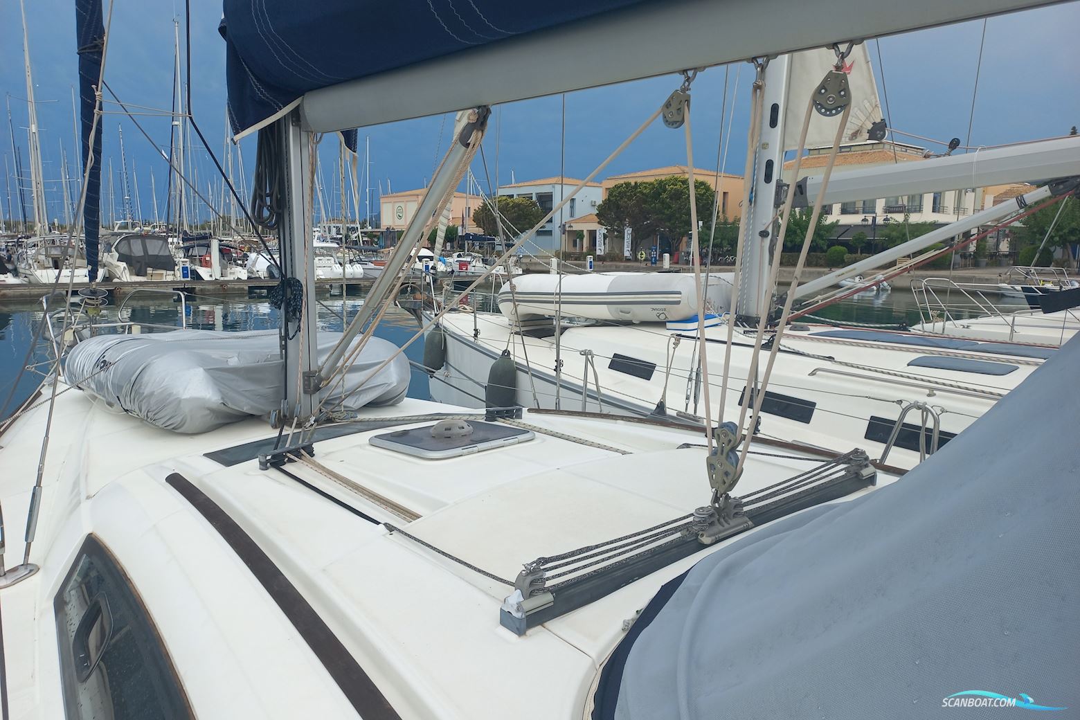 Beneteau Oceanis 43