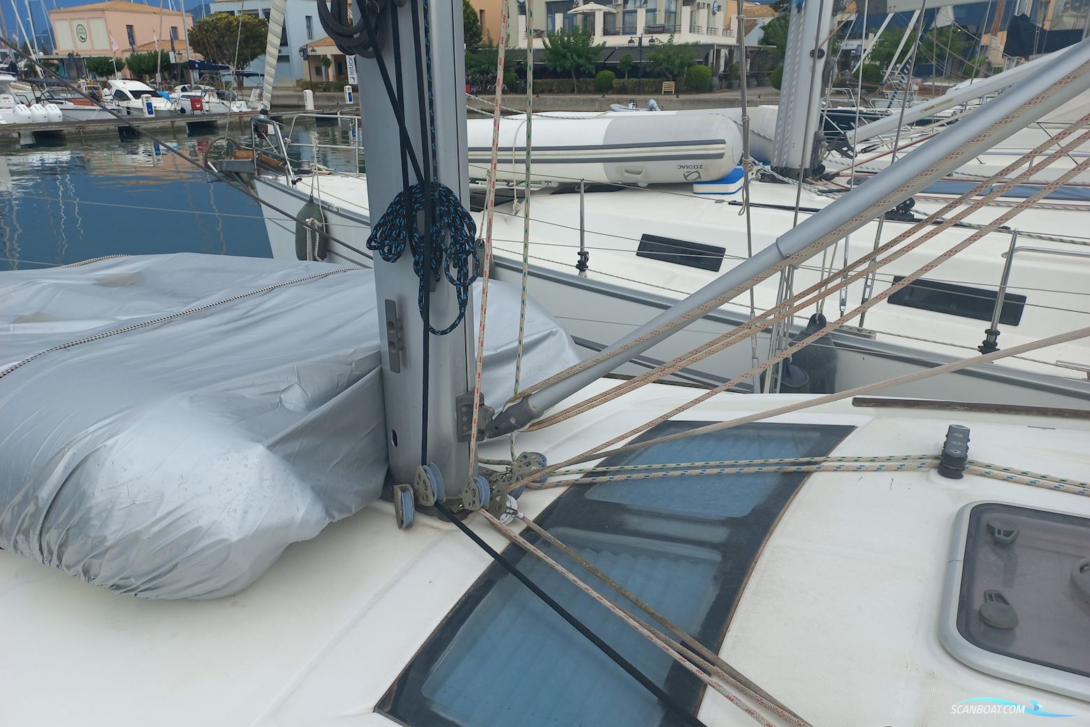 Beneteau Oceanis 43