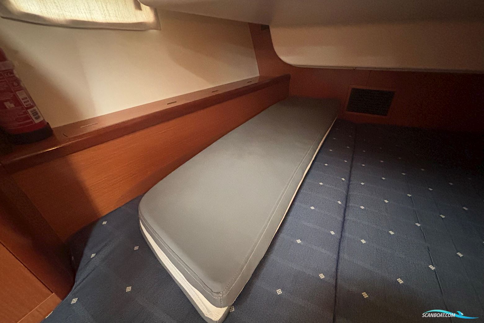 Beneteau Oceanis 43