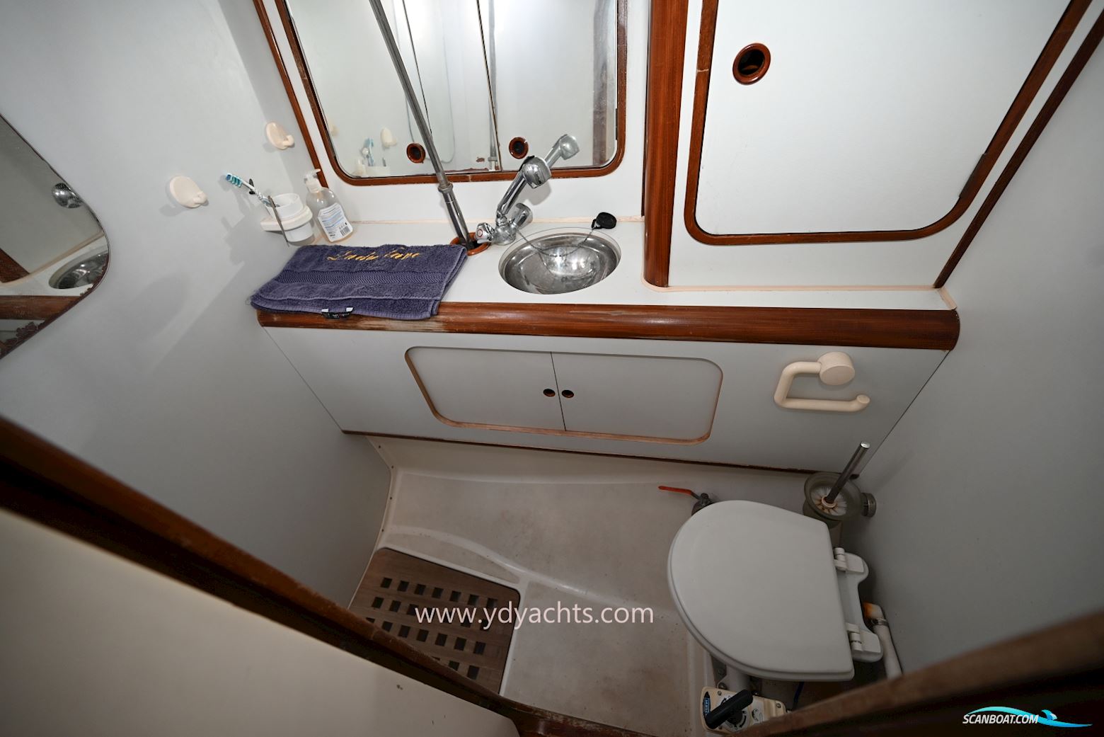 Beneteau Oceanis 430