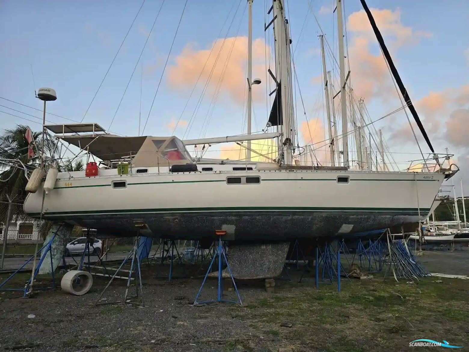 Beneteau Oceanis 440