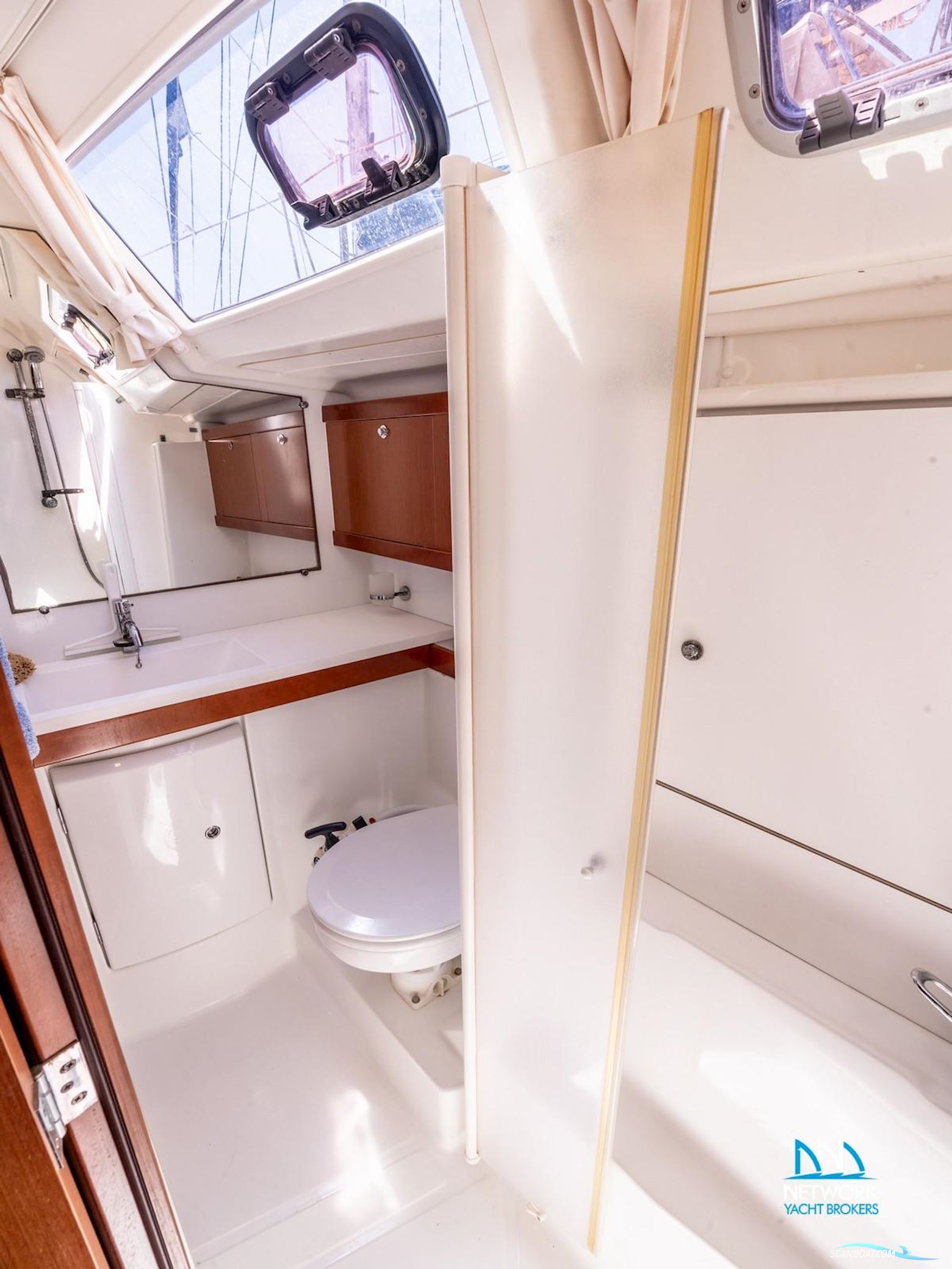 Beneteau Oceanis 46