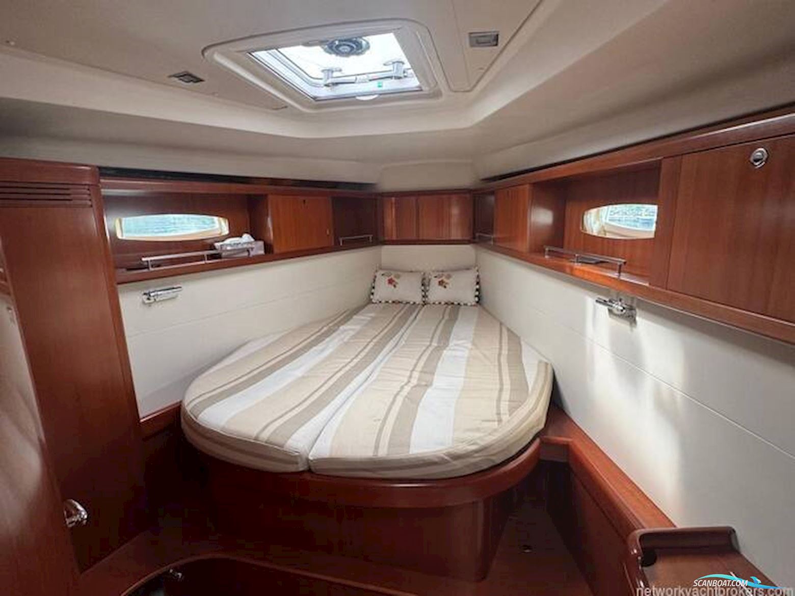 Beneteau Oceanis 46