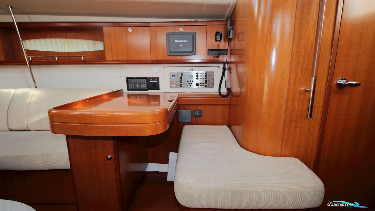 Beneteau Oceanis 46
