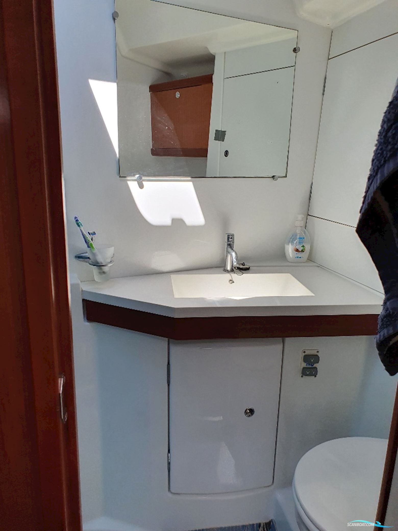 Beneteau Oceanis 46