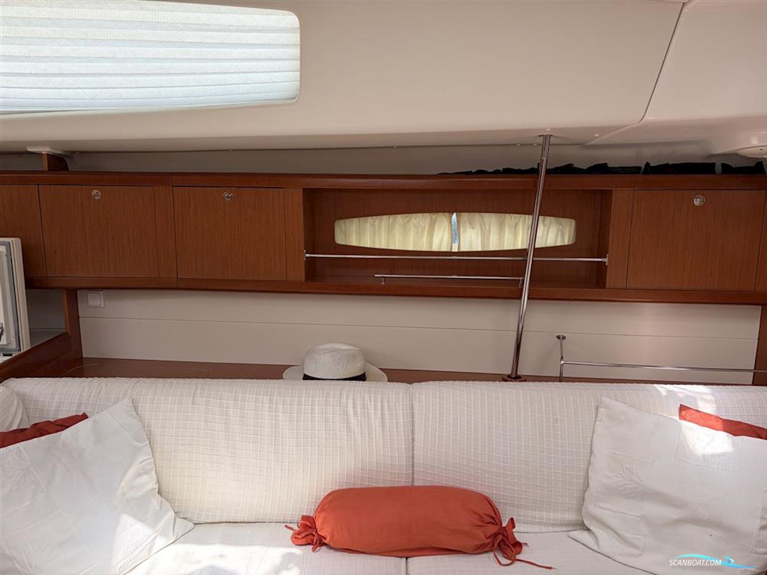 Beneteau Oceanis 46