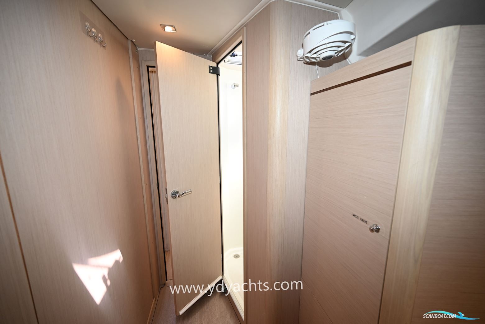 Beneteau Oceanis 46.1