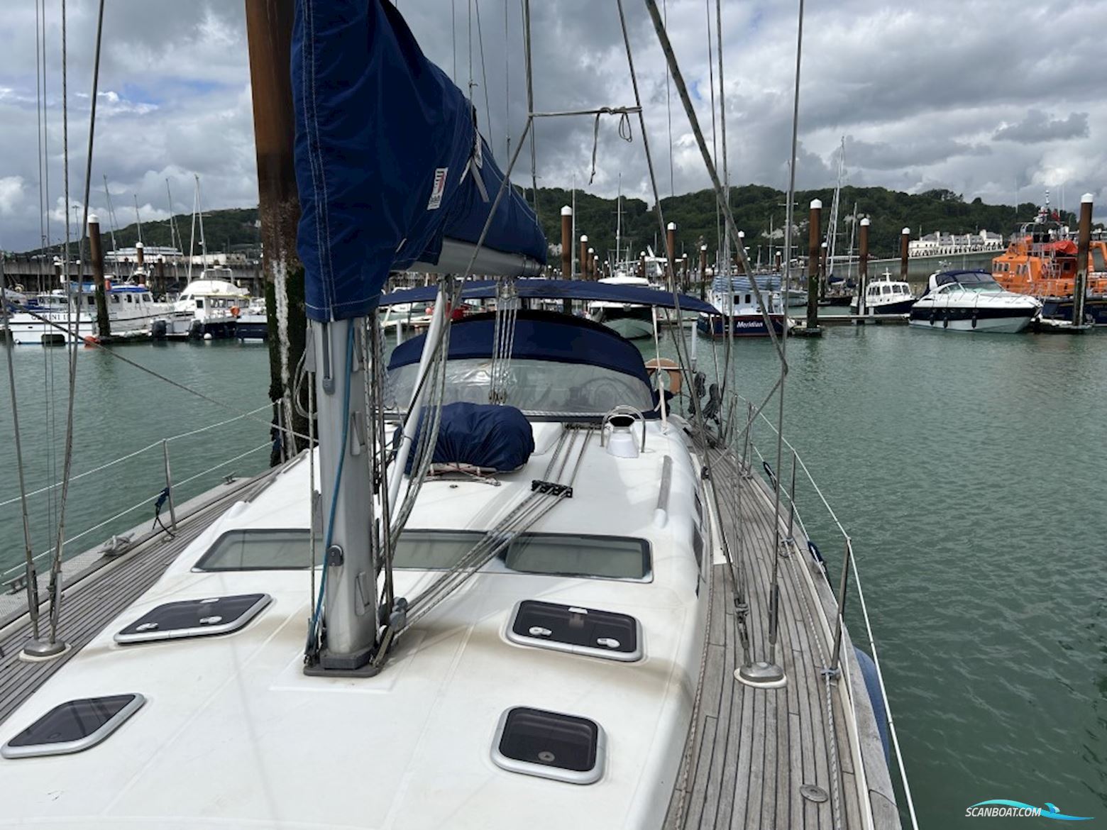 Beneteau Oceanis 473