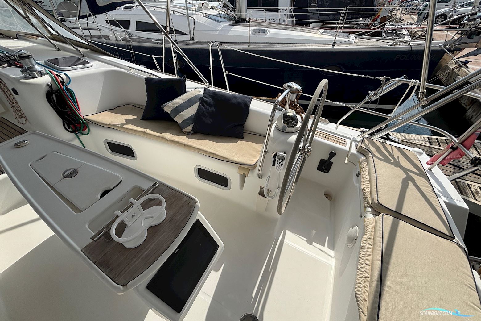 Beneteau Oceanis 49