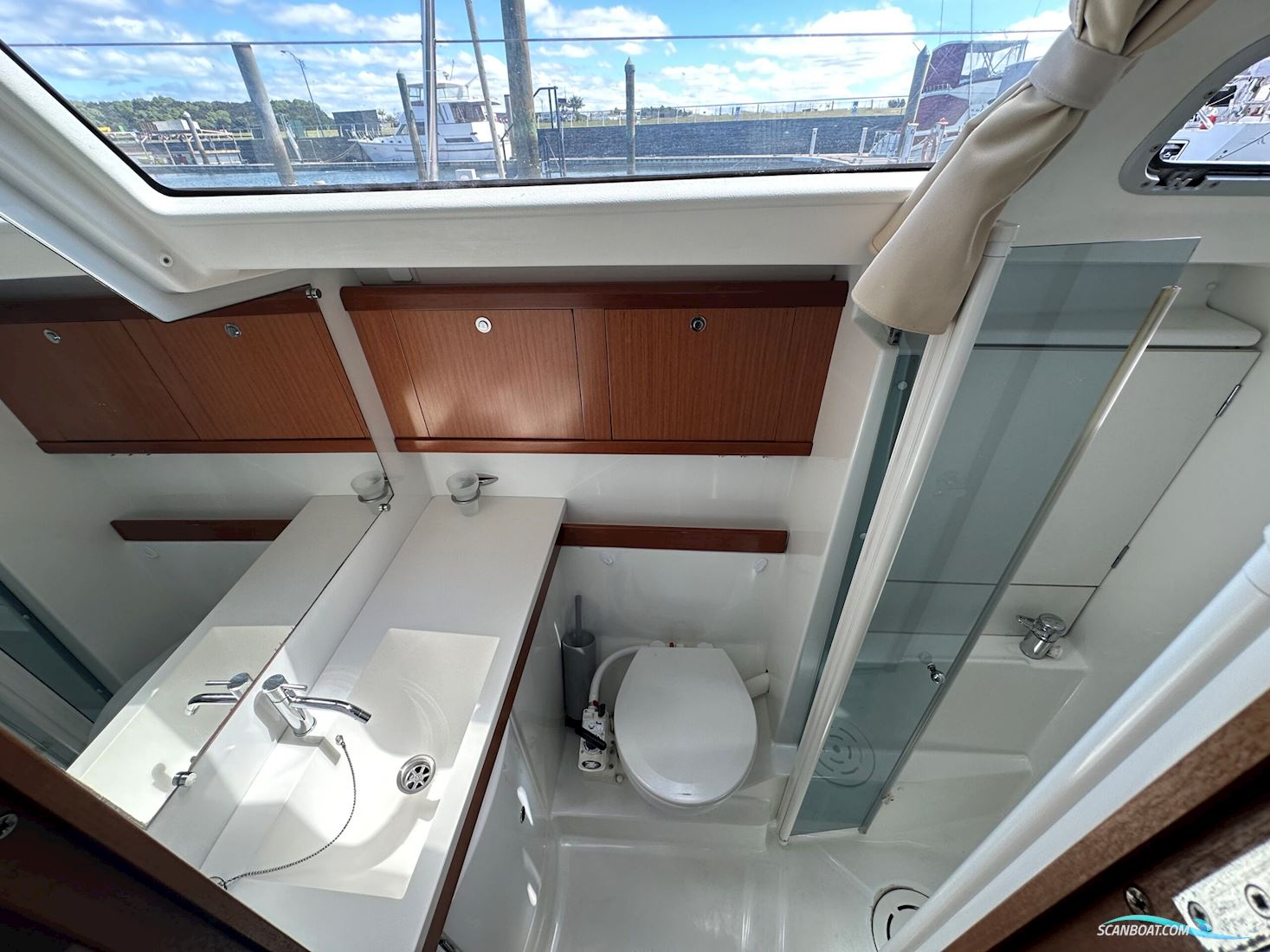 Beneteau Oceanis 50