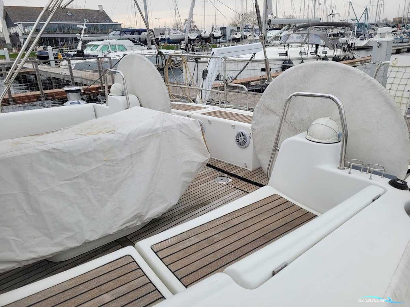 Beneteau Oceanis 54