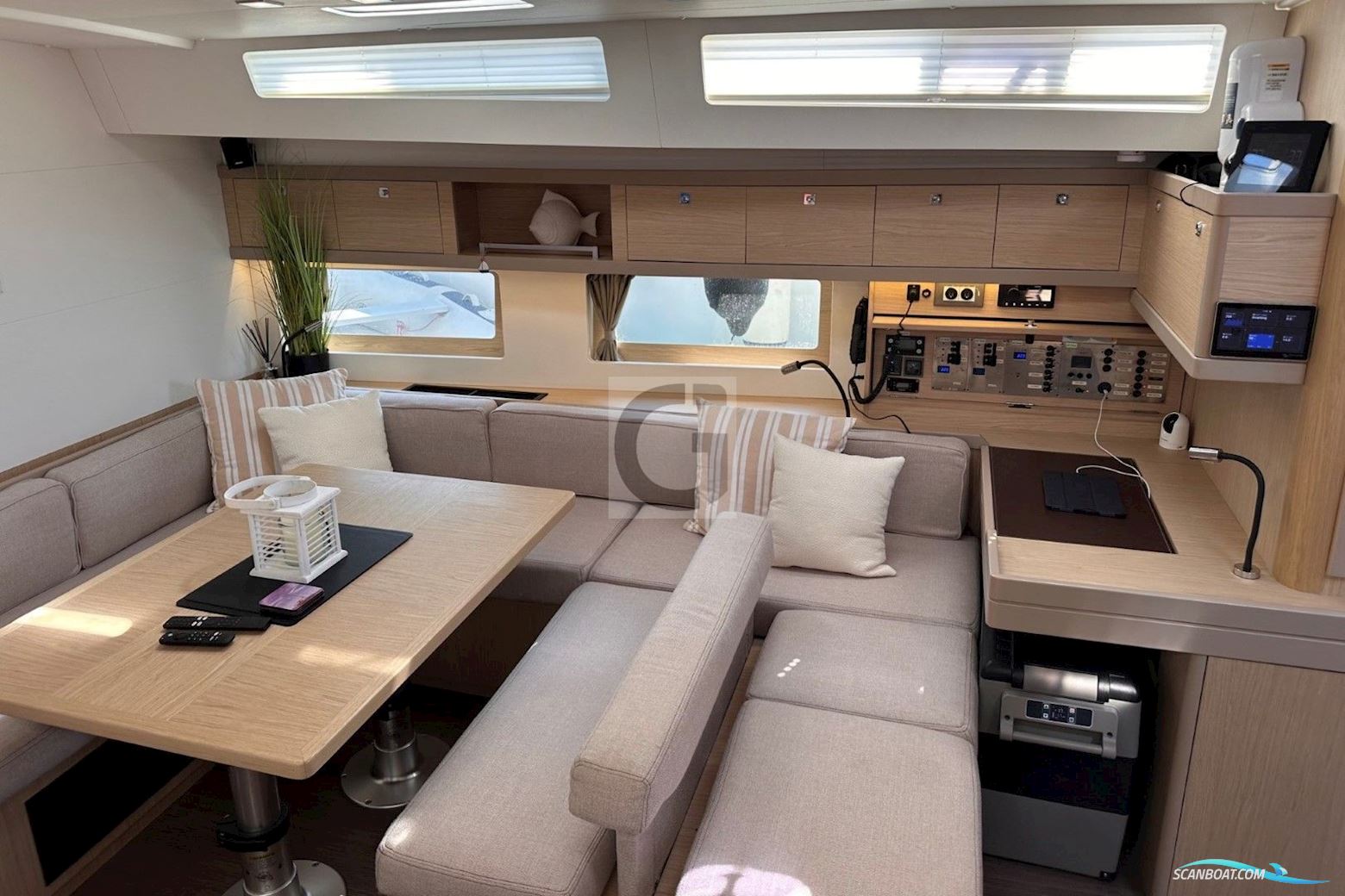 Beneteau Oceanis 55