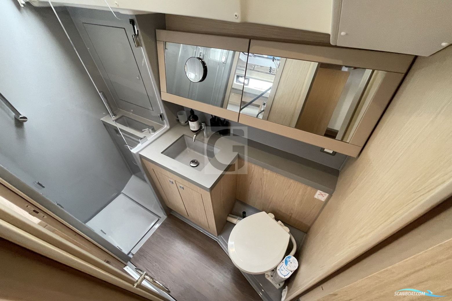 Beneteau Oceanis 55